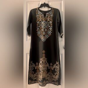 Ziyaa Women's Gray and Gold Color Crepe Straight Kurta S